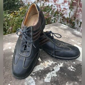 Johnston & Murphy Mens Sz 9.5M Black and Brown Leather and Suede Lace Up Oxfords